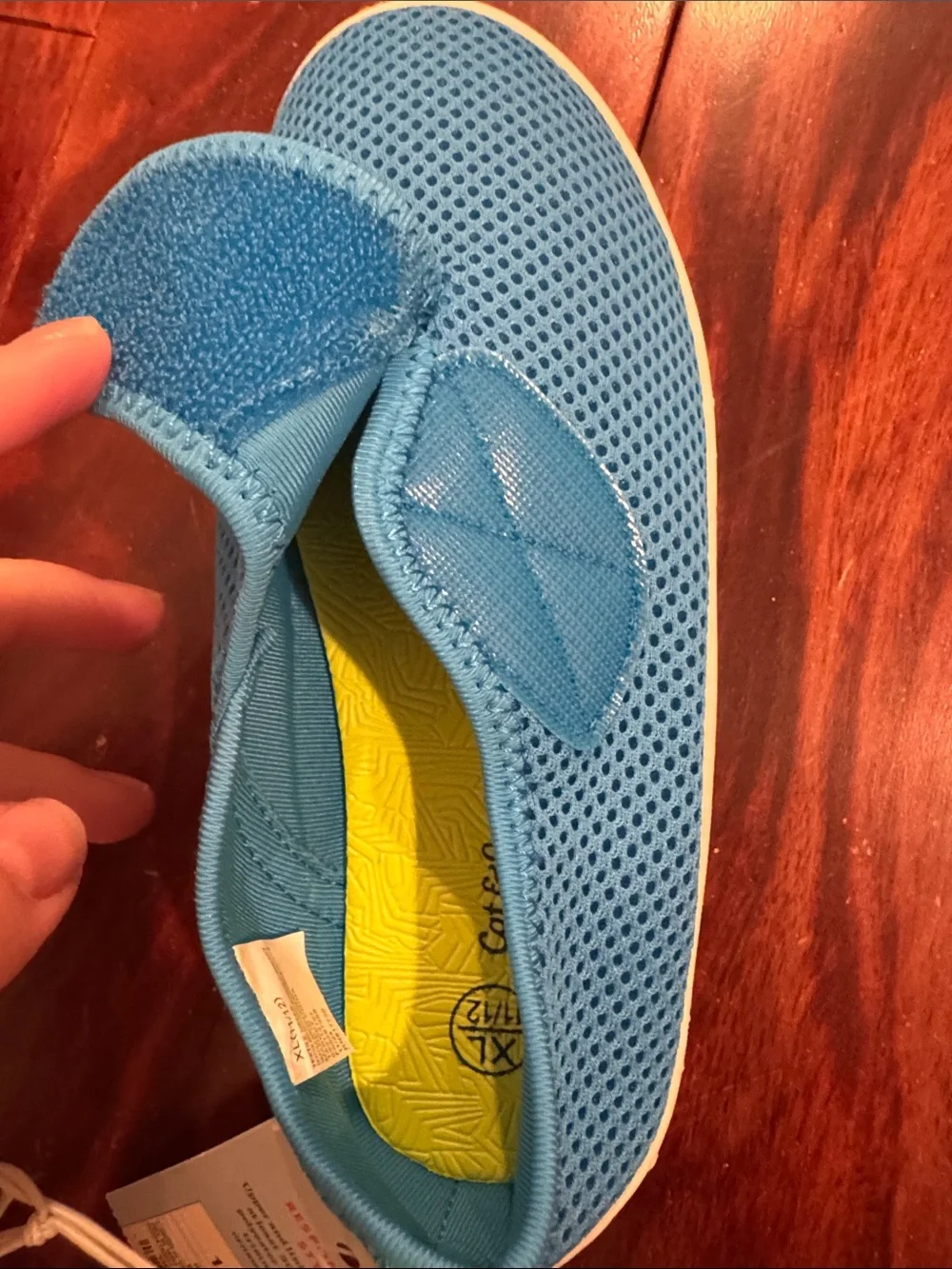 NWT Kid’s Cat & Jack Light Blue Mesh Water Shoes. Size 11/12